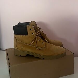 Worn Once  Timberland boots women’s 6.5